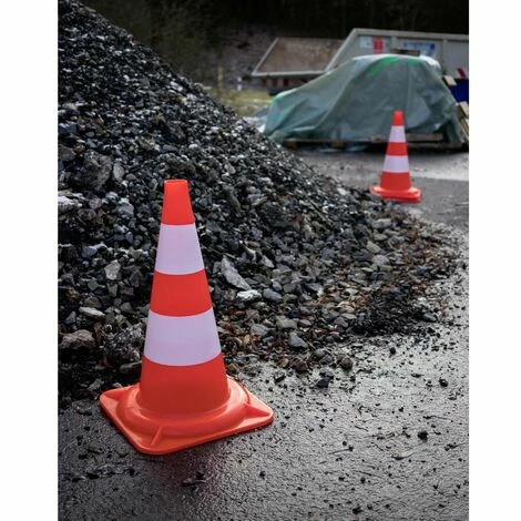 Schellenberg 73190 Pylône 2 Schellenberg 73190 Pylône – Image 2